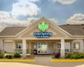 EverSpring Inn & Suites